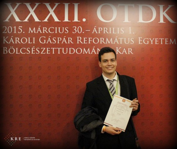 OTDK fal előtt készült képek